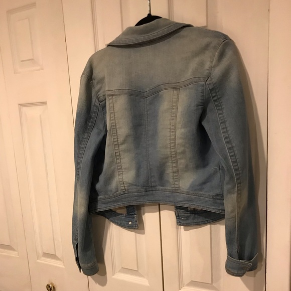 Never worn Jean jacket - Picture 2 of 2